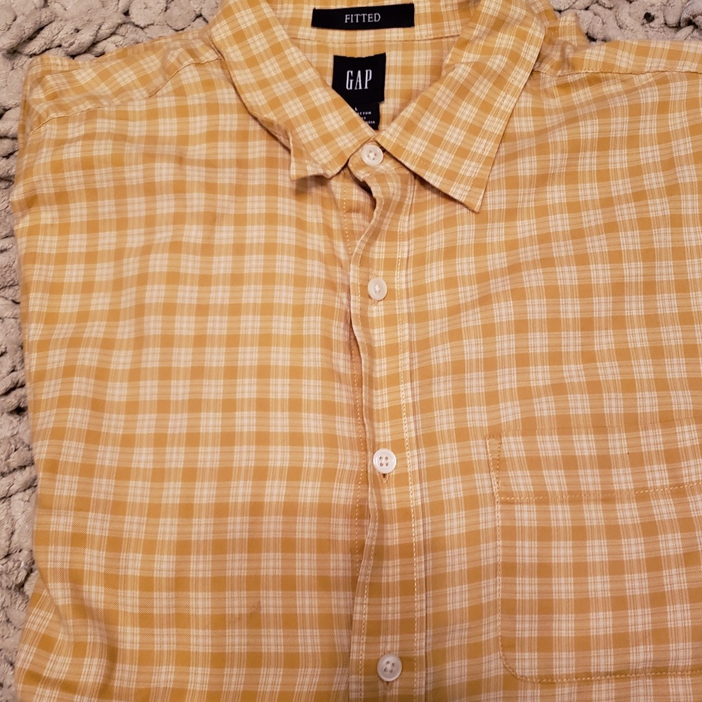 GAP Mens Plaid Yellow Shirt
